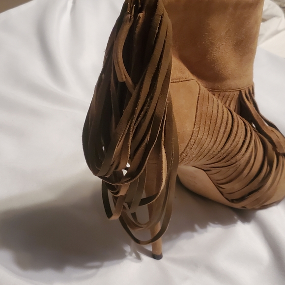Gucci Ankle Boots with Fringe Size 7.5 - Picture 7 of 16